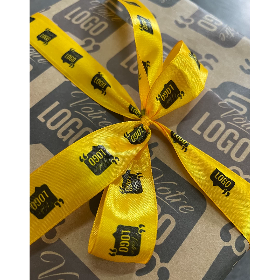 R͟u͟b͟a͟n͟ ͟s͟a͟t͟i͟n͟ ͟p͟e͟r͟s͟o͟n͟n͟a͟l͟i͟s͟é͟ ͟1cm de largeur